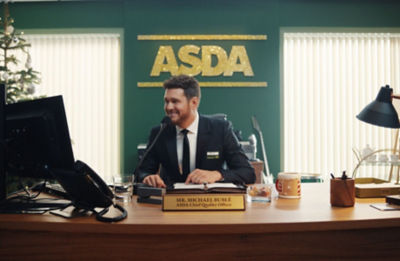 From stage to supermarket aisle, Asdas Christmas AD sees superstar Michael Bublé in a new role image